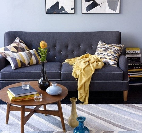 Bàn trà sofa gỗ làm nổi bật cá tính của gia chủ đồng thời là giải pháp cho ngôi nhà có diện tích hạn hẹp. Ảnh: Sofabella.
