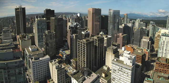 Vị trí thứ hai thuộc về thành phố Vancouver của Canada. Trong cuộc khảo sát, Vancouver là thành phố trải qua sự suy giảm khả năng chi trả nhà ở lớn nhất trong số các thành phố có mặt trong bảng khảo sát. Ảnh: Wiki.