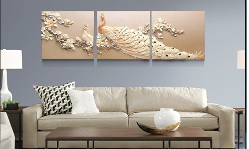 Tranh phù điêu 3D đôi công phượng cho phòng khách mới lạ. Ảnh: Tuongxinh.
