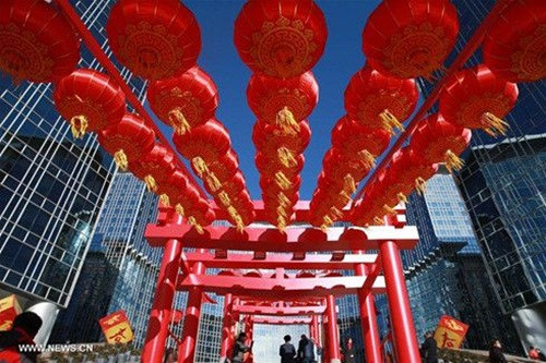 Cũng giống như Việt Nam, một số quốc gia ở châu Á như Trung Quốc, Hàn Quốc, Malaysia, Singapore đều có phong tục đón Tết Nguyên đán theo lịch âm. Ảnh: Xinhua.