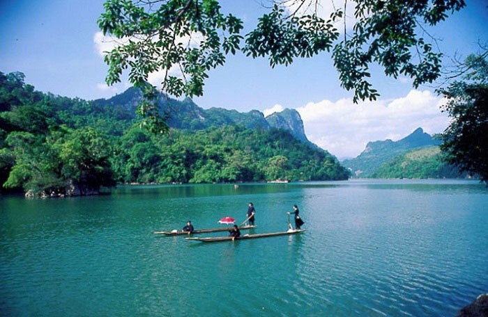 Dịp Tết Nguyên đán năm nay, nhiều đơn vị lữ hành tổ chức tour du lịch Hà Hội - Cao Bằng trong thời gian 3 ngày 2 đêm với giá từ 2,1 - 3 triệu đồng. Ảnh: Dulichvietnam.