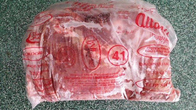 Thịt trâu Ấn Độ giá khá tốt (90.000-150.000 đồng/kg) nên không chỉ quán ăn mà nhiều nhà hàng cũng đặt mua. Ảnh: Zing.