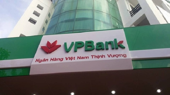 Ước tính theo vùng giá trong thời gian thực hiện giao dịch, ông Giang có thể đã bỏ ra từ 190-240 tỷ đồng để mua được số cổ phiếu này. Ảnh: VPbank.