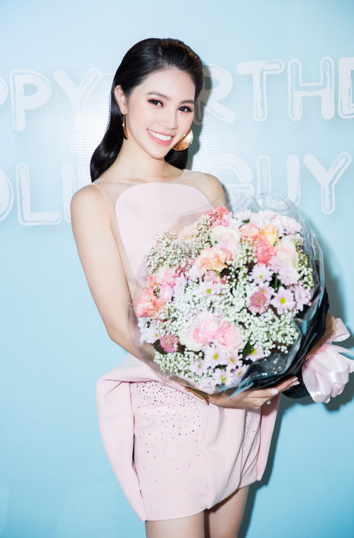 Hoa hậu Thế giới người Việt tại Úc - Jolie Nguyễn (Nguyễn Phương Mai) được người hâm mộ biết đến với danh xưng "Hoa hậu con nhà giàu". Ảnh: Tinmoi.