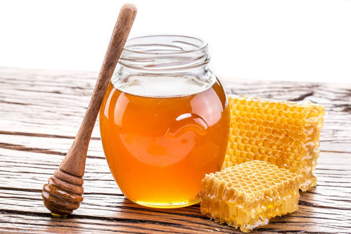 Điều này khiến cho loại mật ong Manuka trở nên vô cùng hiếm và chỉ chiếm 1% lượng mật ong trên toàn thế giới.