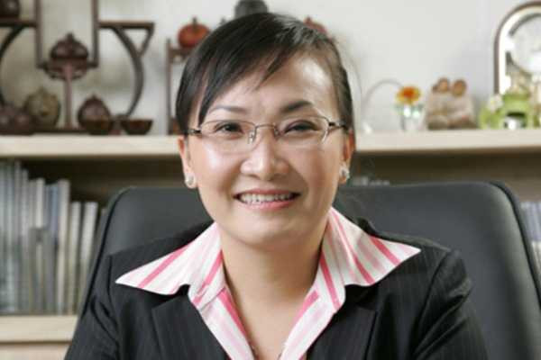 Bà Đặng Huỳnh Ức My là Chủ tịch HĐQT STB từ năm 2012 đến nay. Bà phụ trách các mảng ứng dụng công nghệ thông tin trong hoạt động của STB, góp phần thực thi chiến lược của công ty. Ảnh: VTC.