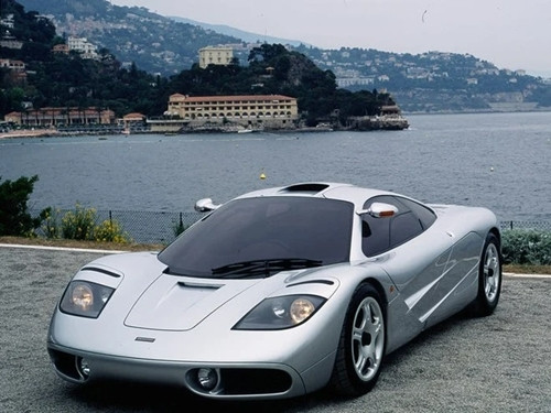 Sau khi ông bán PayPal, Elon Musk mua McLaren F1 với giá khoảng một triệu USD. Ảnh: McLaren.
