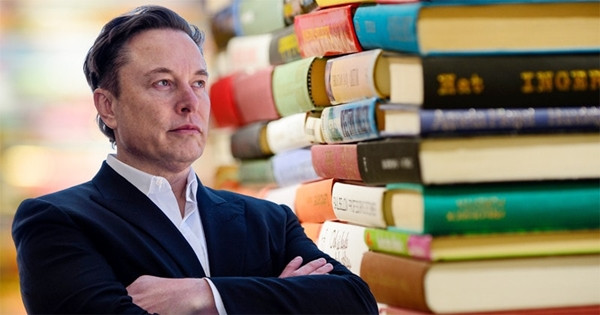 Những lúc rảnh rỗi, Elon Musk thường có những sở thích không tốn kém như đọc sách, nghe nhạc, chơi điện tử. Ảnh: BI