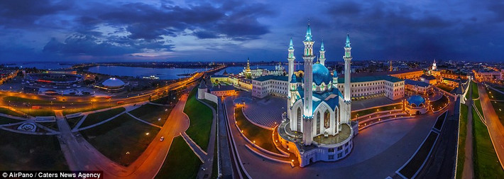 Khung cảnh lúc mặt trời lặn tại thành phố Kazan, Tatarstan. (Nguồn: Daily Mail)