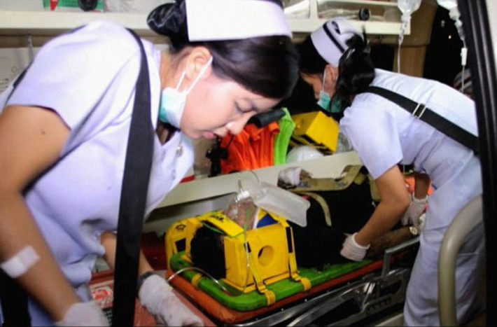 Hầu hết các nạn nhân chỉ bị thương nhẹ, riêng người lái tàu và công nhân cơ khí đang ở trong tình trạng nguy kịch.