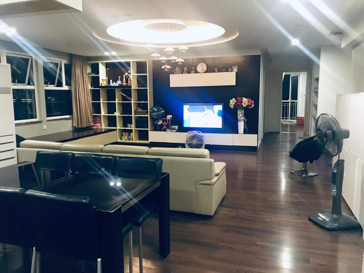 Người hâm mộ mong chờ Huỳnh Anh - Bạch Lan Phương nhanh chóng làm đám cưới. Nguồn ảnh: FBNV