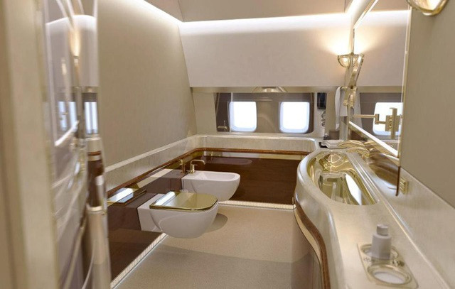 Tuy nhiên, máy bay nào sẽ chở nhà lãnh đạo Nga là thông tin tuyệt mật cho đến khi máy bay cất cánh. Ảnh: CEN