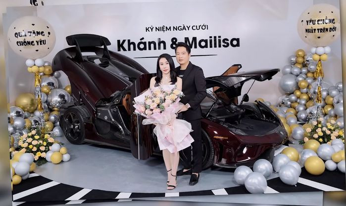 Mới đây, mạng xã hội xôn xao trước thông tin một nữ đại gia mua chiếc Koenigsegg Regera độc nhất Việt Nam trị giá 200 tỷ làm quà tặng nhân dịp kỷ niệm ngày cưới. Ảnh: Mai Lisa
