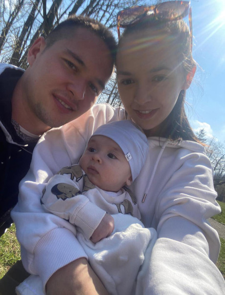 Tháng 12/2019, sau 3 năm gắn bó, Filip cầu hôn Aneta. Một năm sau, cặp đôi chào đón con trai đầu lòng.