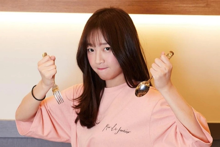 Tzuyang là hot girl kiêm Youtuber nổi tiếng nhất Hàn Quốc, cô nàng cho biết quen người bạn trai cũ trước khi trở thành streamer.