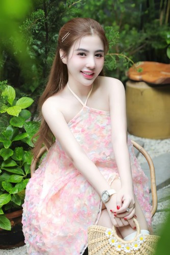 Trương Ngọc thấy may mắn khi cưới được người đàn ông hết lòng vì gia đình, ít tụ tập bạn bè nhậu nhẹt.