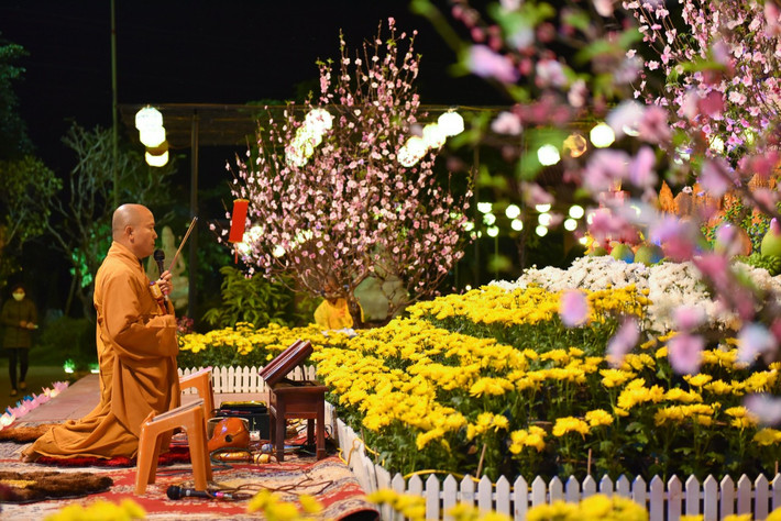 Chùa Ninh Tảo không chỉ là thờ tự mà vốn là điểm nổi tiếng với người trẻ trong các khóa lễ, khoá tu dành cho giới Phật tử và đặc biệt là các bạn trẻ