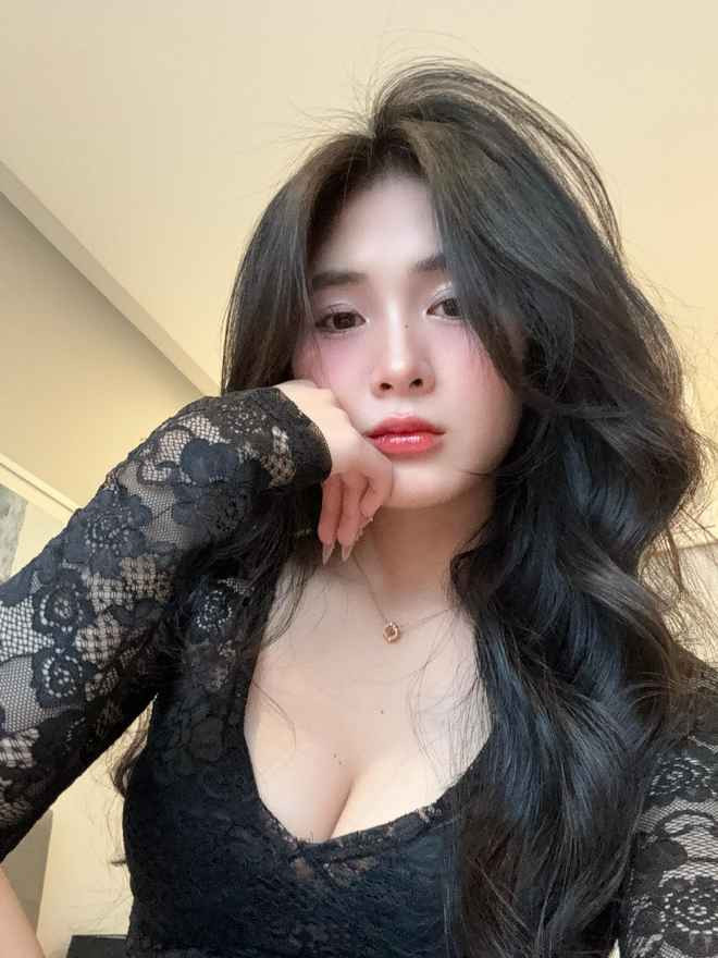 Gần đây, làn sóng chỉ trích này từ cộng đồng anti-fan còn nặng nề hơn nữa, sau màn trình diễn không ổn định của SGP. Fish và các đồng đội tại giải đấu APL diễn ra ở Thái Lan.
