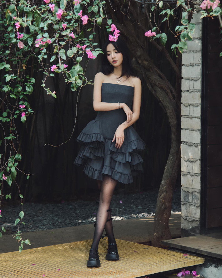 Thậm chí, sự bánh bèo của Bích Phương còn được thể hiện qua những talkshow mà cô nàng tham gia. Chính cách nói chuyện tự nhiên, không bài vở của nữ ca sĩ gốc Quảng Ninh khiến nhiều người cảm thấy thích thú.