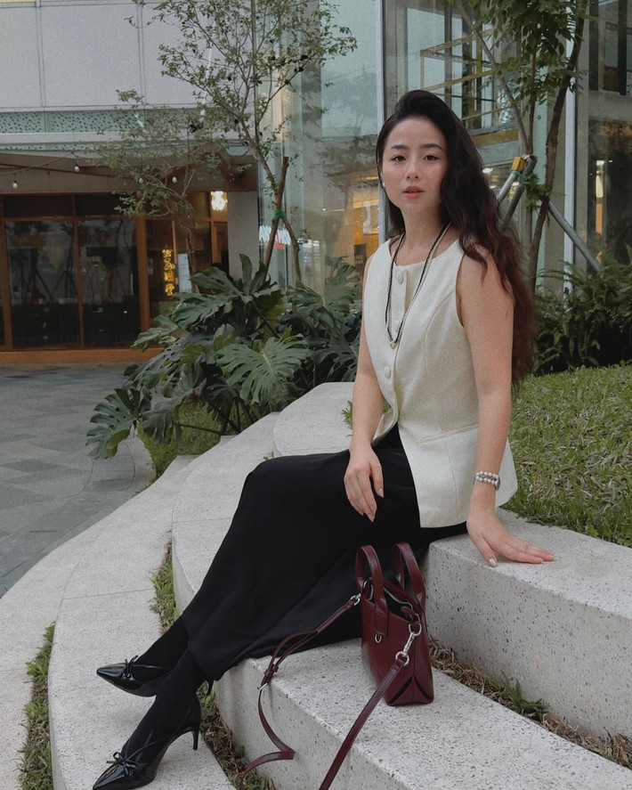Nam Thương có tên đầy đủ là Nguyễn Nam Thương, sinh năm 1995, đến từ Thanh Hoá.