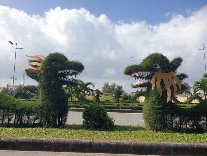 Trên nhiều diễn đàn mạng nhiều người nghĩ ra những cái tên khác nhau đặt cho mô hình này, một số có ý kiến chê bai mô hình vì không hình dung ra là con gì.