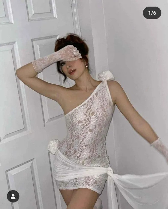 Thụy Hân không bó mình theo bất kỳ hình ảnh nào, ngược lại cô nàng từng thử sức theo nhiều phong cách khác nhau, từ trẻ trung đến gợi cảm, quyến rũ.