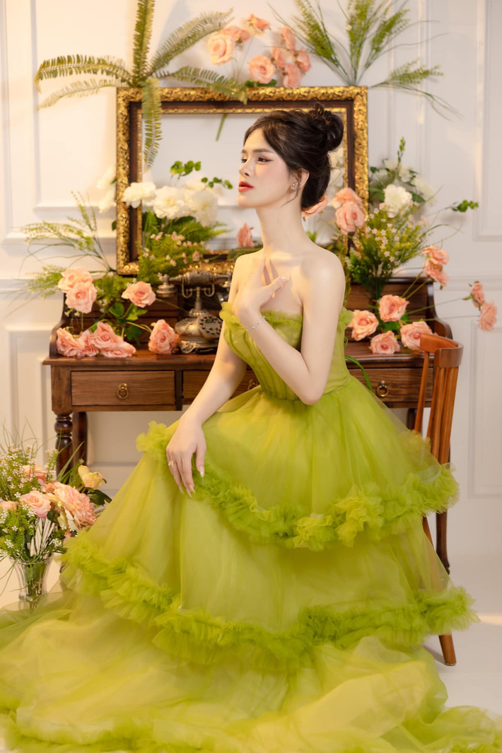 Ngắm Mẫn Nhi ở hiện tại, nhiều người sẽ khẳng định đây không phải là chàng trai Trần Đức Bo năm xưa.