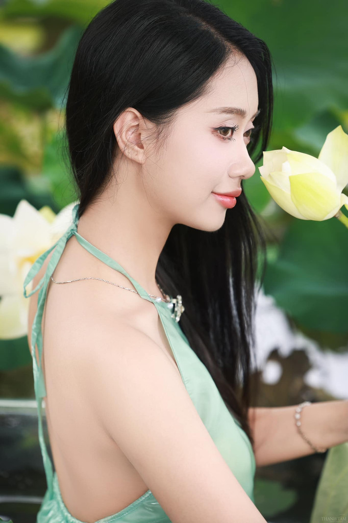 Hoa khôi Trường Đại học Dược Hà Nội cũng rất chăm chỉ rèn luyện thể thao, giữ chế độ ăn uống khoa học để giữa dáng đẹp.
