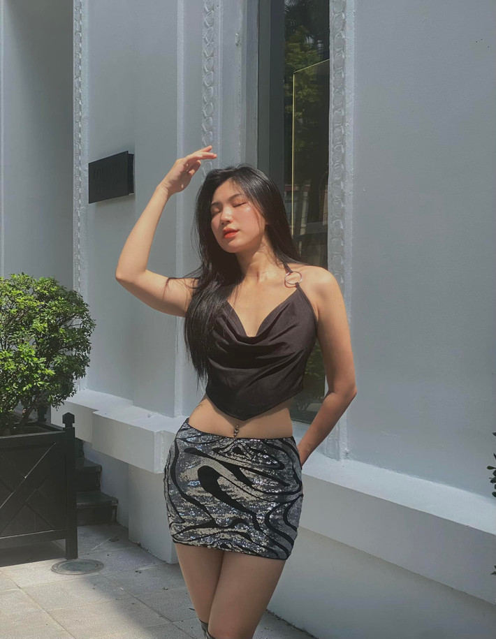 "Tôi thích và hay diện phong cách năng động, trẻ trung, thoải mái và vẫn có thể tôn lên được vóc dáng cơ thể", Trang Bea bật mí.