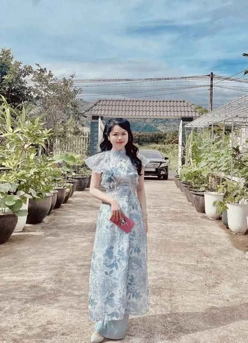 Những câu chuyện trên của Huỳnh Anh khiến dân mạng không khỏi liên tưởng về mối tình của nàng cựu WAG với Quang Hải.