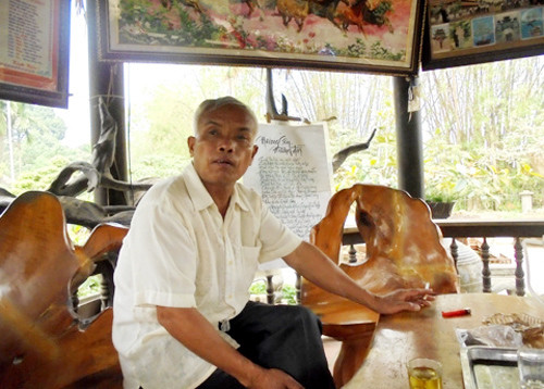 Theo Vietnamnet, ông Nguyễn Văn Ngọ (khu Ba, Đồng Trúc, Thạch Thất, Hà Nội) nổi tiếng trong giới sinh vật cảnh khi sở hữu vườn cây cảnh trị giá hàng tỷ đồng. Ảnh: Vietnamnet.