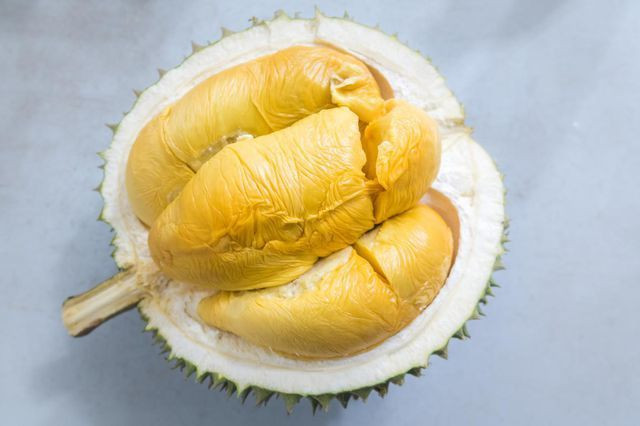 Đây là giống sầu riêng J-Queen, cứ 3 năm mới ra quả một lần. Ảnh: SCMP.
