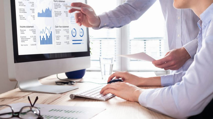 Theo dữ liệu của PayScale (chuyên trang cung cấp thông tin về tiền lương) các chủ công ty nhỏ tại Mỹ kiếm được từ 71.455 USD tới 180.000 USD mỗi năm.