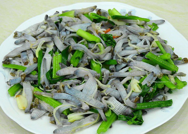 Theo dân gian, bông thùa có công dụng bổ thận, ích tinh, chữa yếu sinh lý...Chúng có thể chế biến thành nhiều món như xào, nướng hoặc nấu cháo...Ảnh: Facebook