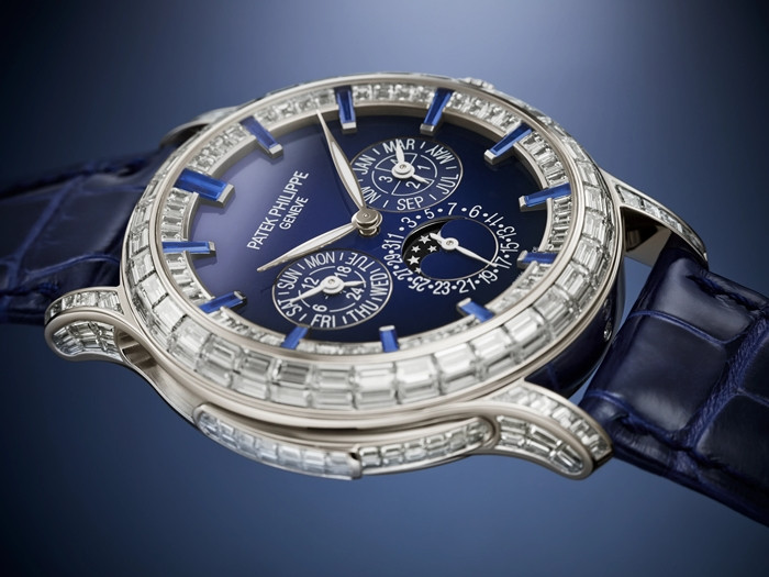 Một số lượng lớn đồng hồ Patek Philippe, đặc biệt là những chiếc đồng hồ trong dòng trang sức cao cấp có thiết kế tinh xảo với đá quý và kim cương. Ảnh: British GQ