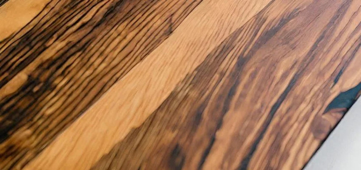 Gỗ Bocote là một trong những loại gỗ quý hiếm nhất thế giới với giá trị kinh thế lên tới 100 USD/ 30cm (tương đương 2,35 triệu đồng). Ảnh: Usvintagewood