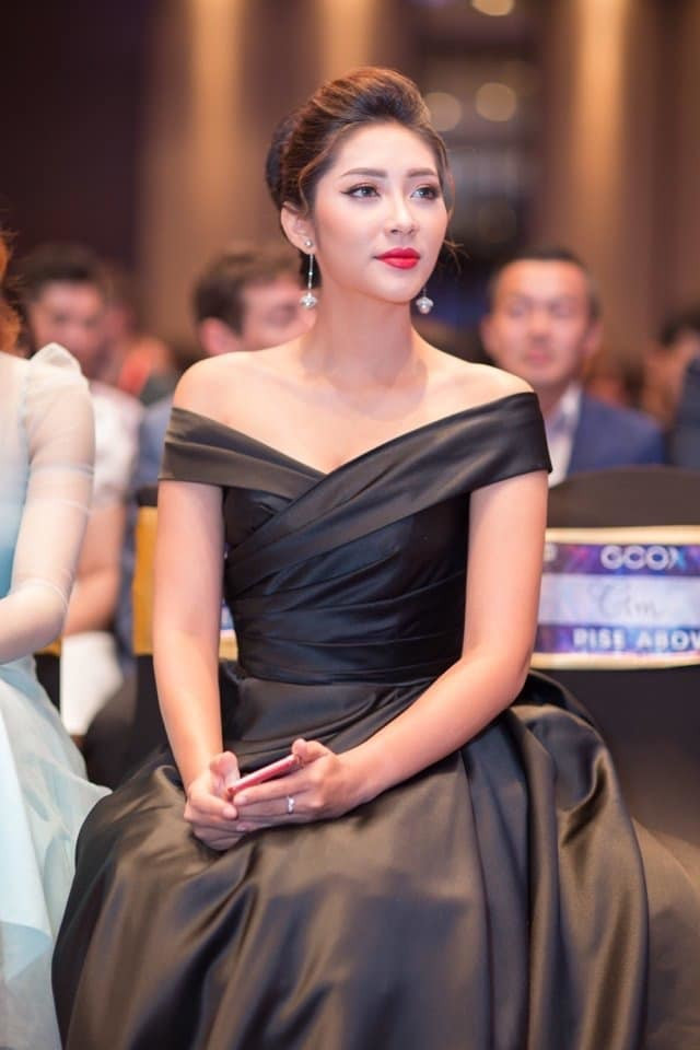 Sau khi ly hôn chồng đại gia, Hoa hậu Đại dương Đặng Thu Thảo dần ổn định cuộc sống. Người đẹp trở thành giám đốc một phòng nha thẩm mỹ. Ảnh: Dân Việt