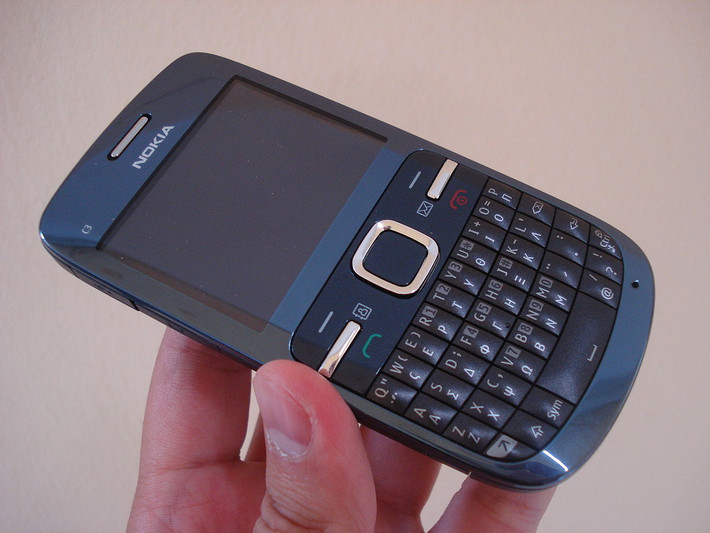 Thương hiệu Nokia được biết đến nhiều là công ty thống trị thị trường điện thoại di động vào cuối những năm 90.