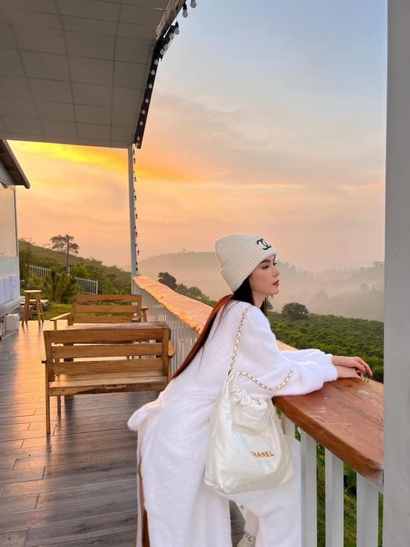 Nhiều khá giả đoán rằng, trong tương lai Ngọc Trinh sẽ sử dụng khu đất này làm nông trại, nơi nghỉ dưỡng riêng.