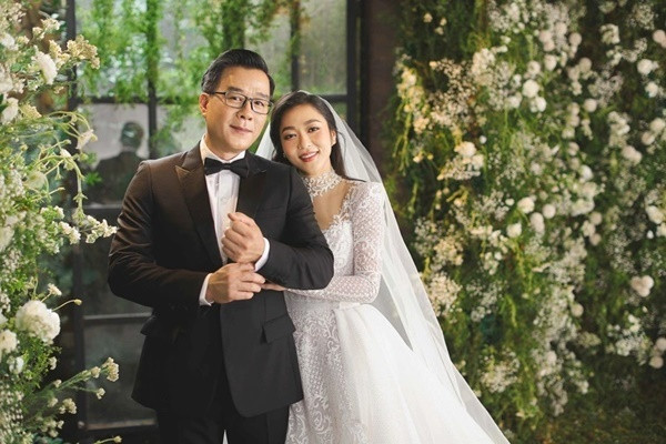 Chồng doanh nhân của Hà Thanh Xuân sinh năm 1975, được biết tới với biệt danh "Vua cá Koi Việt Nam". Ảnh: Dân trí