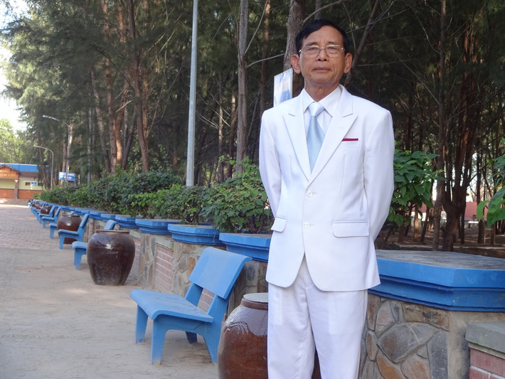 Thụ án hơn 5 năm tù, ông được thả tự do trước thời hạn và tiếp tục làm lại cuộc đời bằng cách mở các shop quần áo, quầy thuốc tây, tài sản mỗi ngày tích tụ nhiều thêm. Ảnh: Ngaymoionline