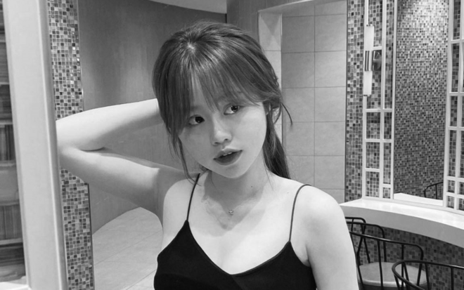 Cũng chính vì vậy, mọi dòng trạng thái của Huỳnh Anh đều 5 lần, 7 lượt trở thành tâm điểm chú ý của dân tình, đặc biệt là các anti fan của cô nàng.
