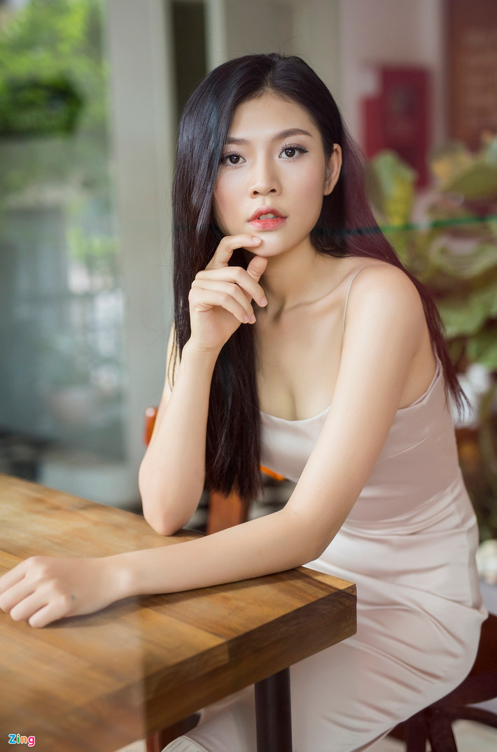 Tuy nhiên lời giải thích của ông xã Chúng Huyền Thanh không đủ thuyết phục vì tay chân là nơi tiếp xúc nhiều nhất với môi trường bên ngoài, cần được rửa sạch sẽ để đảm bảo an toàn cho bản thân và những người xung quanh.