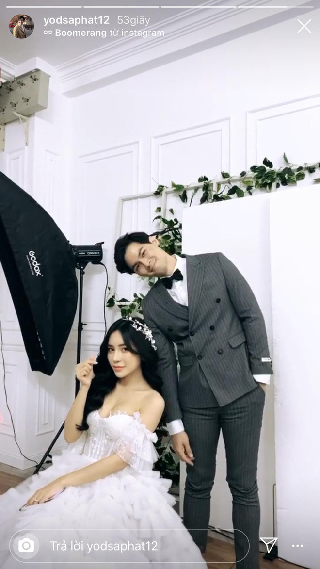 Trước khi khoe những bức ảnh lãng mạn với bạn trai người Thái, hot girl Trang Anna từng được biết đến là bạn gái của Trần Nghĩa, chàng trai thủ vai Ngạn trong bộ phim "Mắt Biếc". Cô nàng này từng gây chấn động bằng những màn cãi vã đầy căng thẳng với bạn trai cũ.