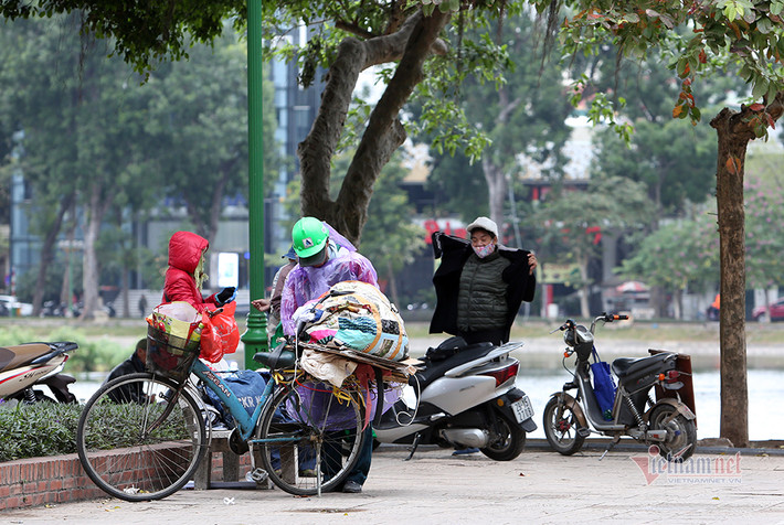 Mặc nhiều lớp áo