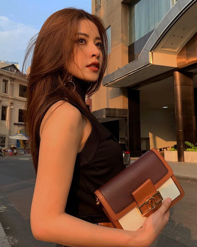 Kết hợp những lợi thế trên, mỗi video được đăng tải trên Tiktok của Chi Pu đều cực hot và thu về chỉ số lượt yêu thích khủng.