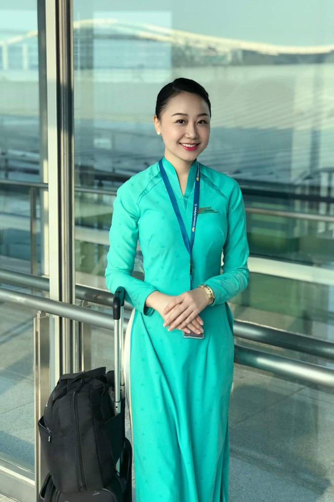 Nhìn lại nhan sắc của nữ tiếp viên hàng không bị xe Mercedes tông, trước khi vụ tai nạn kinh hoàng xảy ra, ai nấy đều tiếc nuối.