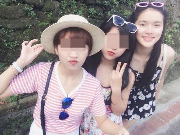 Nhìn loạt ảnh này, nhiều dân mạng cho rằng Diệu Linh đã có màn "dậy thì hơn cả thành công".