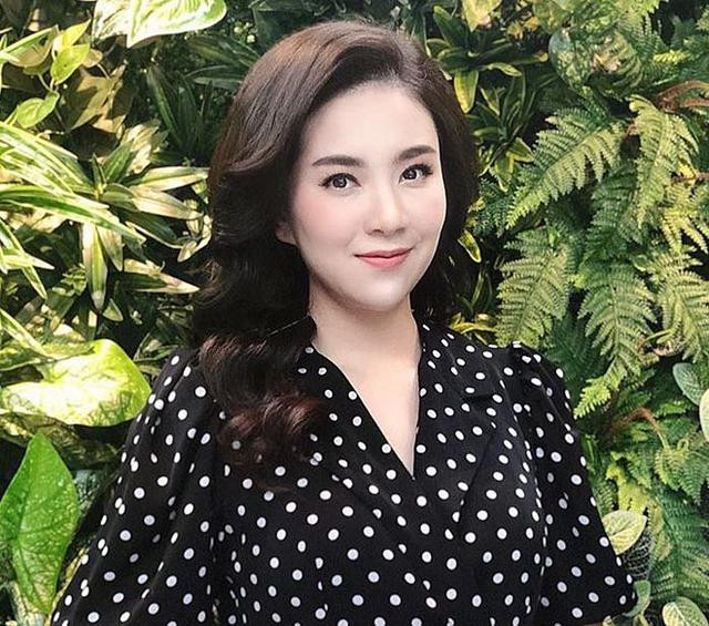 Sau thời gian được mệnh danh là "cô gái thời tiết" Mai Ngọc đã chuyển dần hướng sang làm nội dung trong một chương trình mới cũng của đài VTV.