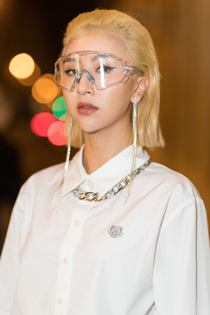 Quỳnh Anh Shyn (tên thật là Phí Quỳnh Anh, sinh năm 1996) nằm trong số ít hot girl Việt sở hữu trang cá nhân trên 2 triệu người theo dõi.